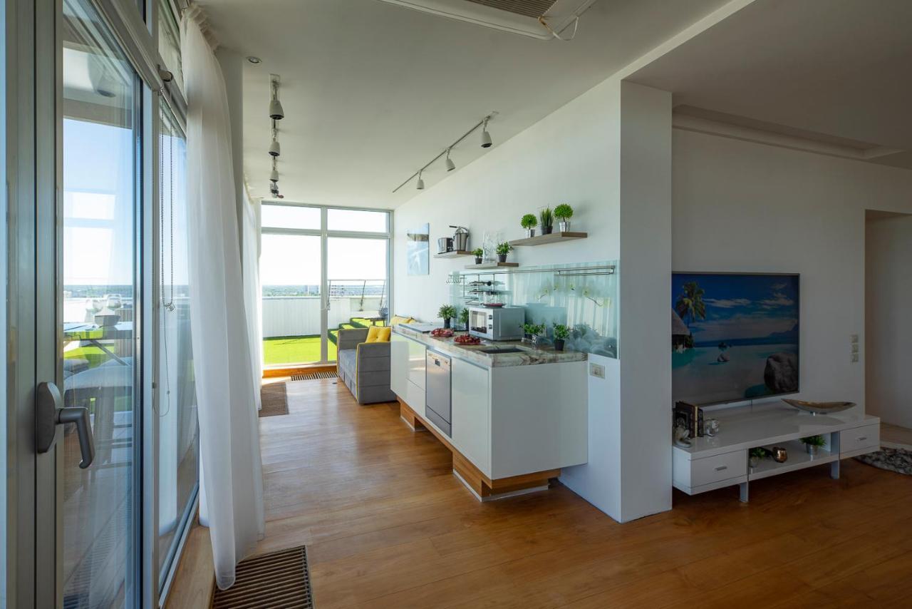 Skyhouse Riga Private Penthouse And Spa מראה חיצוני תמונה